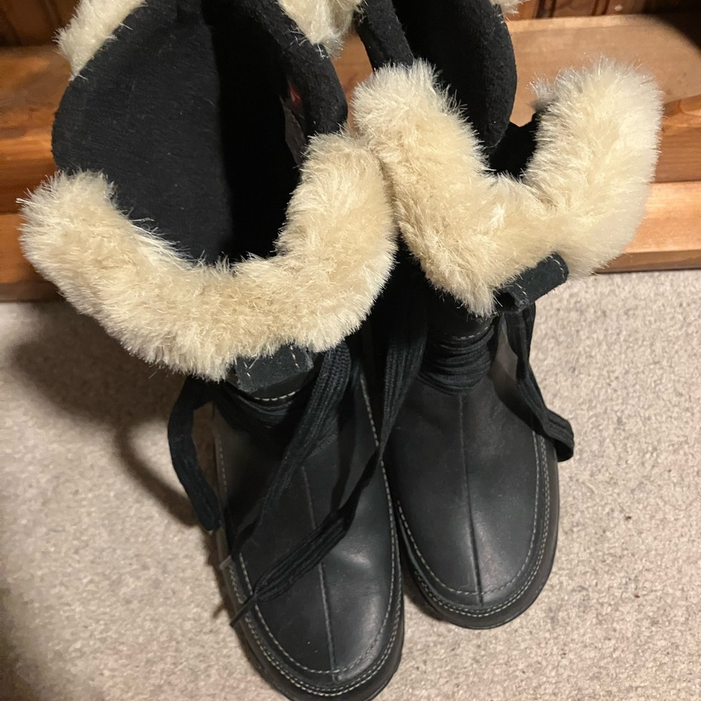 Merrell Winter/Snow Boots Women’s size 8